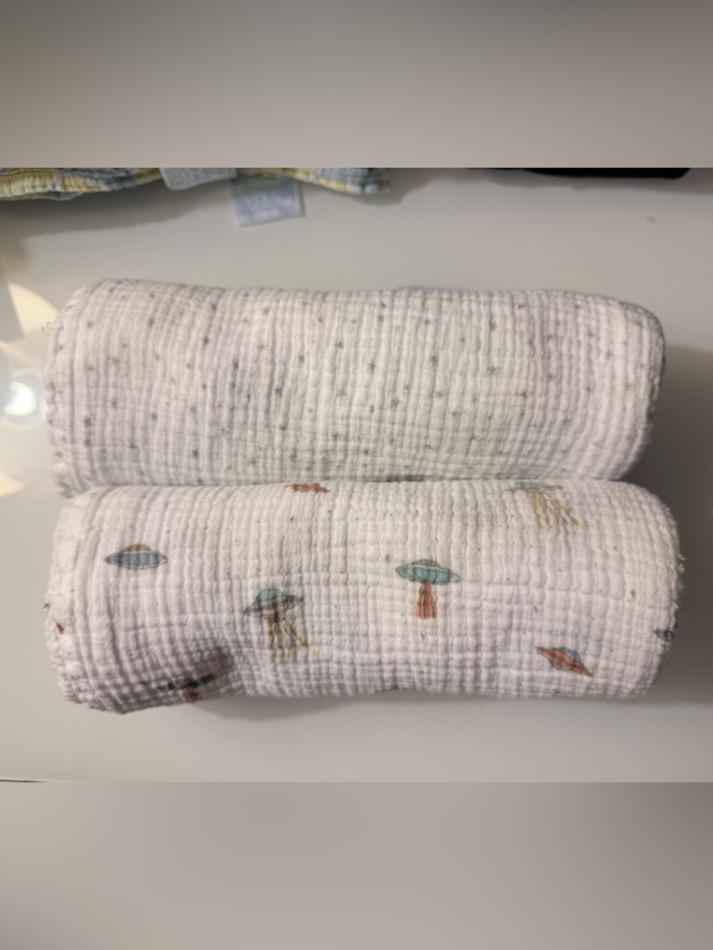 aden + anais Flying Saucer Muslin Swaddle Bundle